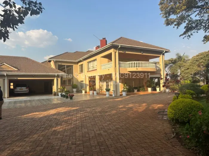 4 Bedroom House to Rent in Glen Forest, Harare