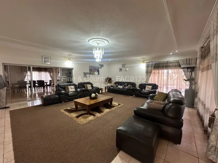 4 Bedroom House to Rent in Glen Forest, Harare