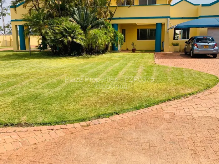 6 Bedroom House for Sale in Mount Pleasant, Harare