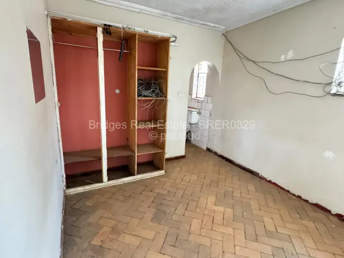 Commercial Property to Rent in Avondale West