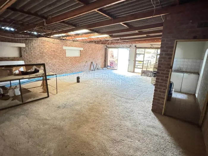 Commercial Property to Rent in Avondale West