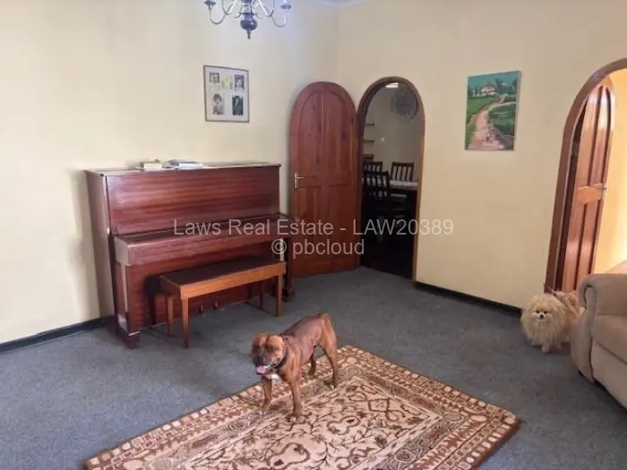 5 Bedroom House for Sale in Ballantyne Park, Harare