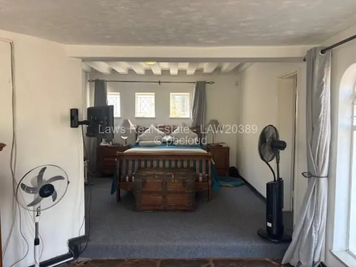 5 Bedroom House for Sale in Ballantyne Park, Harare