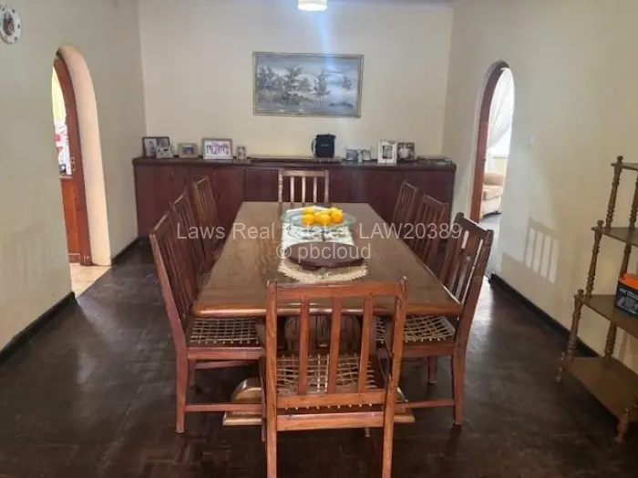 5 Bedroom House for Sale in Ballantyne Park, Harare