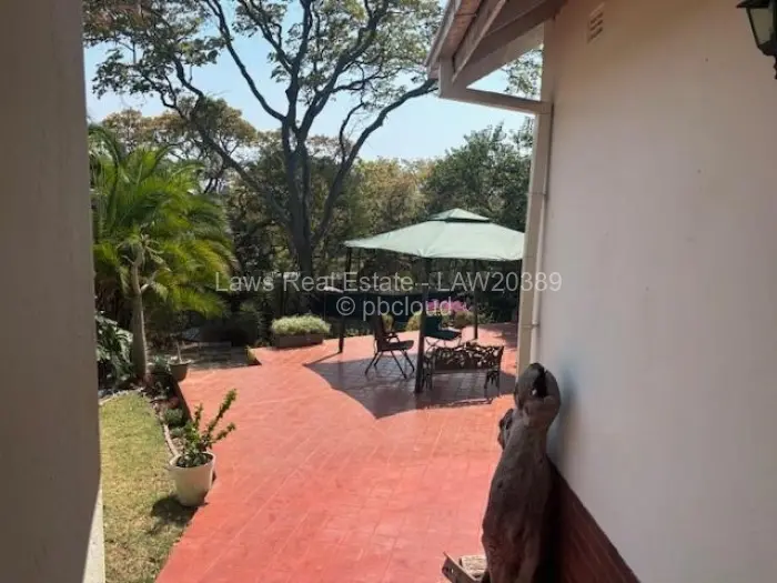 5 Bedroom House for Sale in Ballantyne Park, Harare