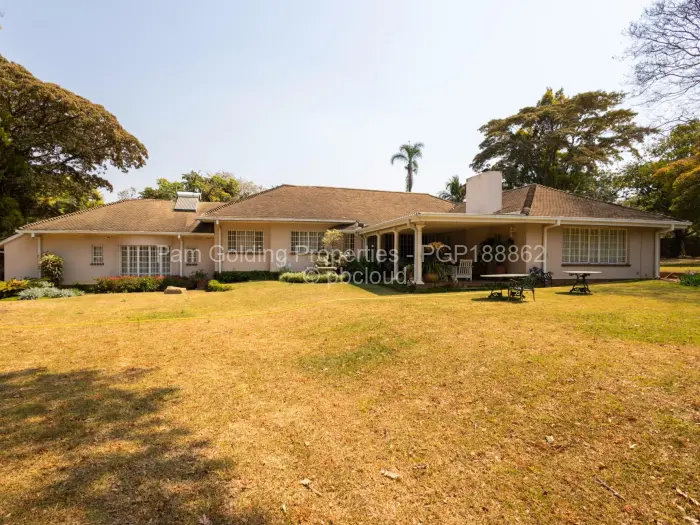 5 Bedroom House for Sale in Highlands, Harare
