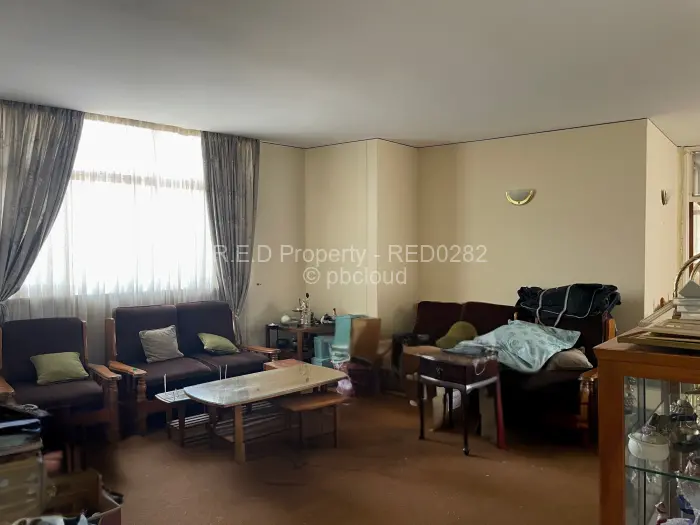 Flat/Apartment for Sale in Ascot, Bulawayo