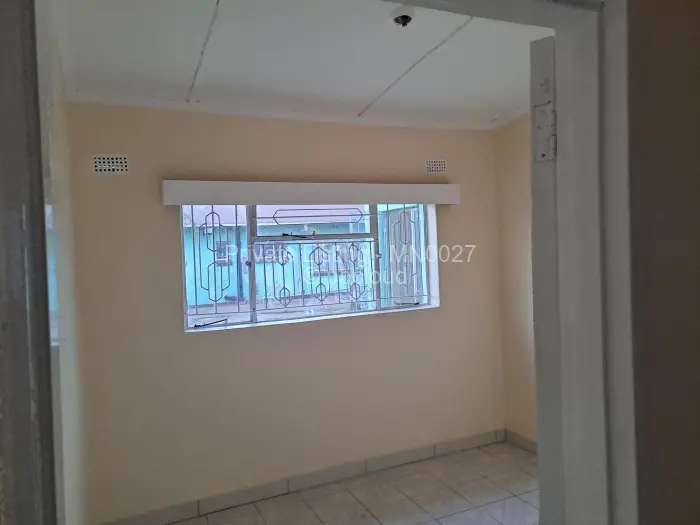 3 Bedroom House to Rent in Kingsdale, Bulawayo