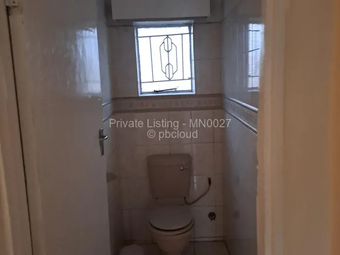 3 Bedroom House to Rent in Kingsdale, Bulawayo