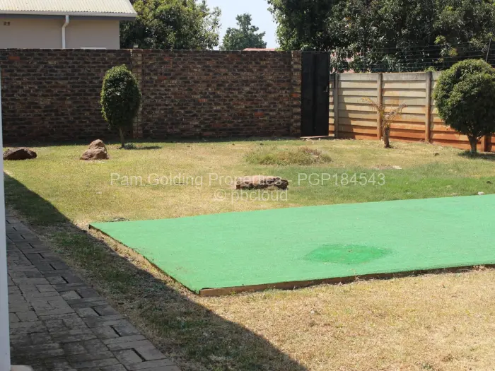 Townhouse/Complex/Cluster to Rent in Mandara