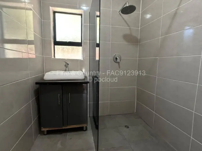 2 Bedroom Cottage/Garden Flat to Rent in Greendale