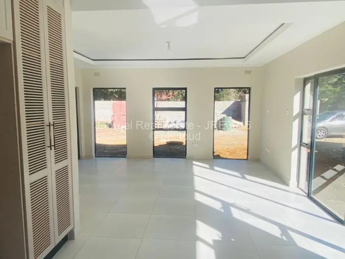 Townhouse/Complex/Cluster for Sale in Marlborough, Harare