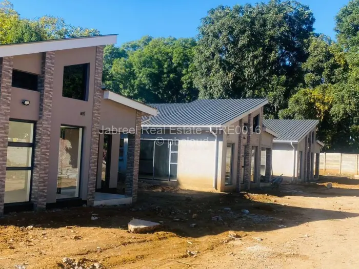 Townhouse/Complex/Cluster for Sale in Marlborough, Harare