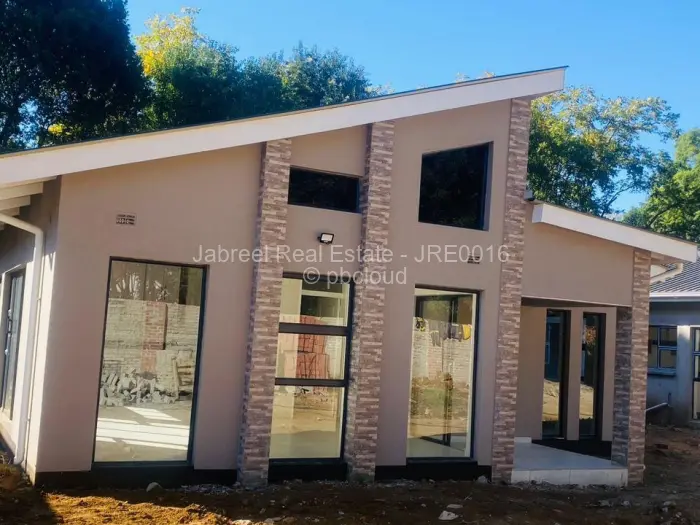 Townhouse/Complex/Cluster for Sale in Marlborough, Harare