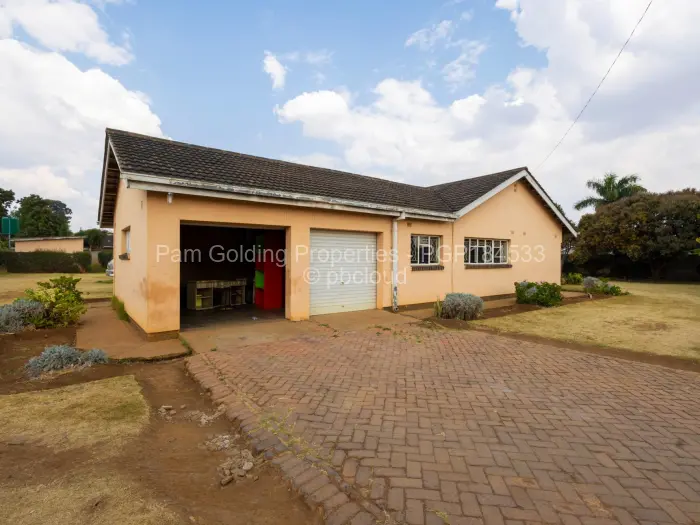 4 Bedroom House for Sale in Borrowdale West, Harare