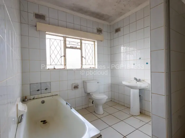 4 Bedroom House for Sale in Borrowdale West, Harare