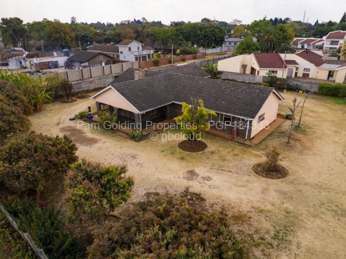 4 Bedroom House for Sale in Borrowdale West, Harare