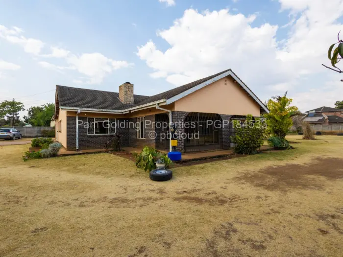 4 Bedroom House for Sale in Borrowdale West, Harare