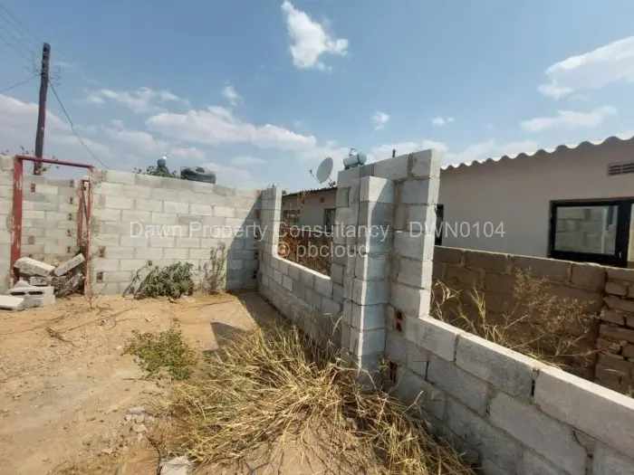 3 Bedroom House for Sale in Cowdray Park, Bulawayo