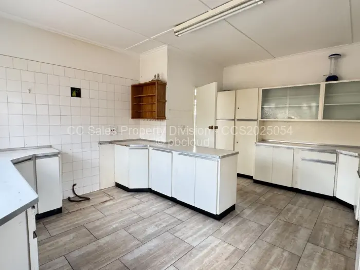 3 Bedroom House for Sale in Burnside, Bulawayo