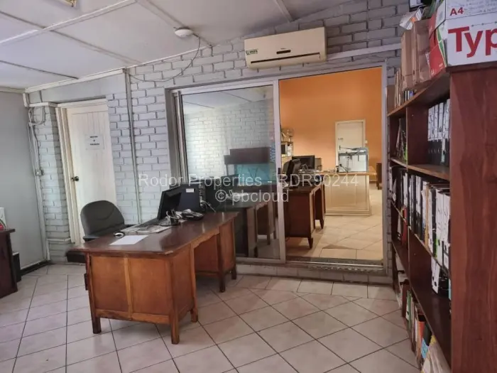 Industrial Property for Sale in Donnington, Bulawayo