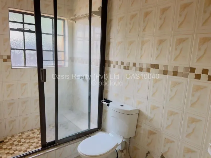 Townhouse/Complex/Cluster to Rent in Meyrick Park, Harare