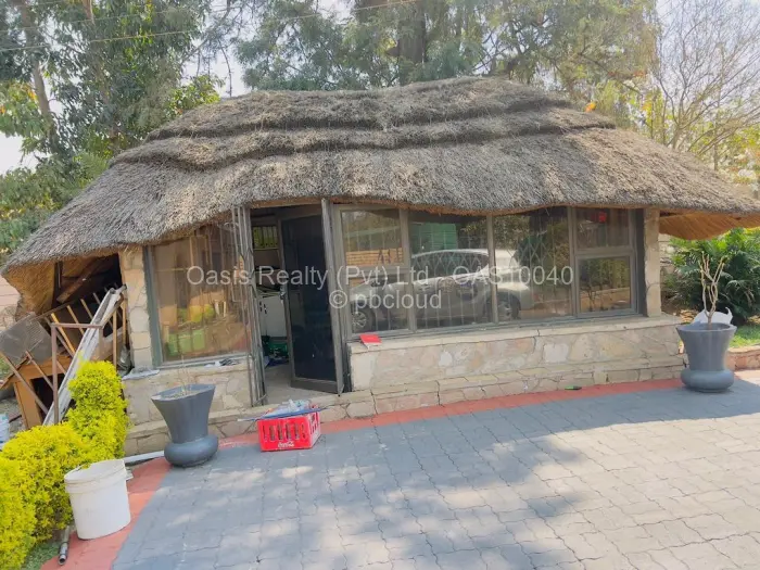 Townhouse/Complex/Cluster to Rent in Meyrick Park, Harare