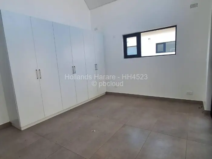 Townhouse/Complex/Cluster to Rent in Borrowdale West