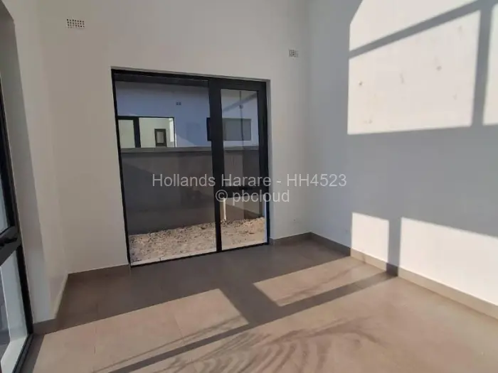 Townhouse/Complex/Cluster to Rent in Borrowdale West