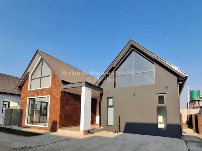 Townhouse/Complex/Cluster to Rent in Borrowdale West