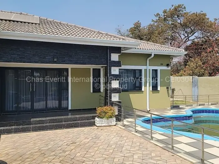 6 Bedroom House for Sale in Mandara, Harare