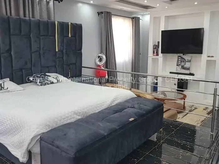 6 Bedroom House for Sale in Mandara, Harare