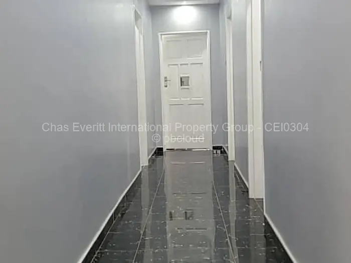 6 Bedroom House for Sale in Mandara, Harare