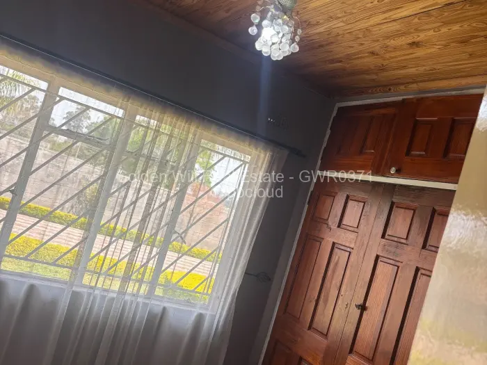 5 Bedroom House to Rent in Greendale, Harare