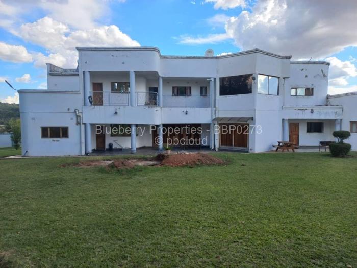 9 Bedroom House for Sale in Borrowdale, Harare
