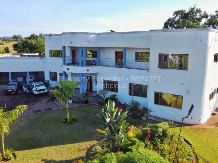 9 Bedroom House for Sale in Borrowdale, Harare