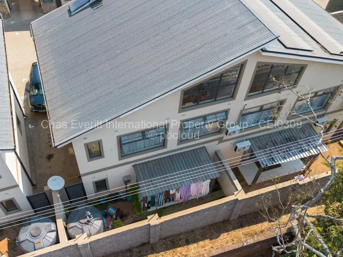 Townhouse/Cluster for Sale in Newlands, Harare