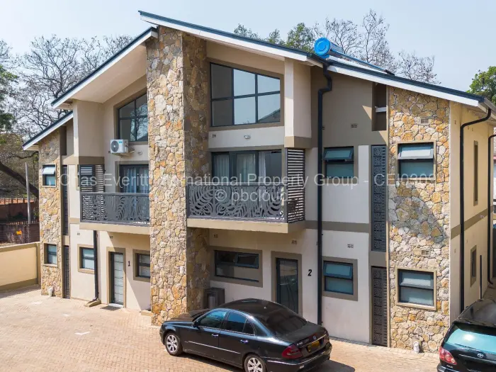 Townhouse/Cluster for Sale in Newlands, Harare