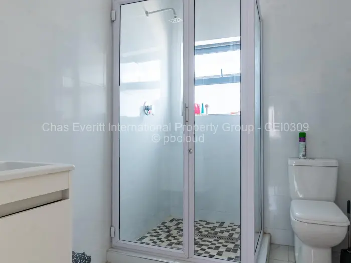 Townhouse/Cluster for Sale in Newlands, Harare