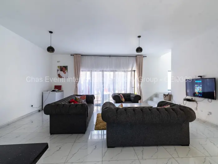 Townhouse/Cluster for Sale in Newlands, Harare