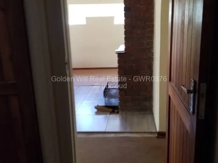 5 Bedroom House to Rent in Glen Lorne