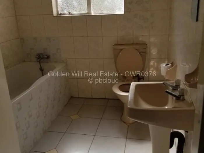 5 Bedroom House to Rent in Glen Lorne