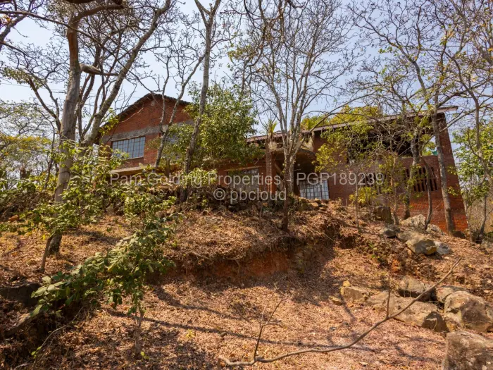 4 Bedroom House for Sale in Glen Lorne, Harare