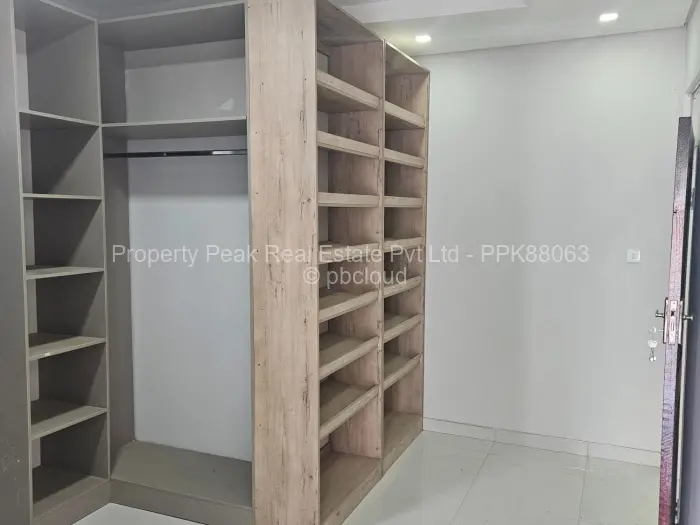 7 Bedroom House for Sale in Mount Pleasant Heights, Harare