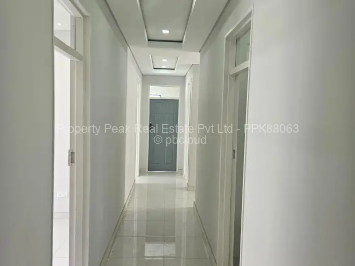 7 Bedroom House for Sale in Mount Pleasant Heights, Harare