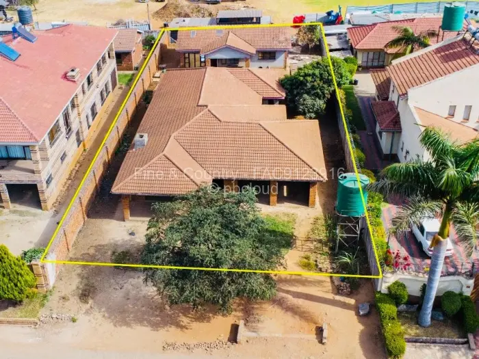 4 Bedroom House for Sale in Westgate, Harare