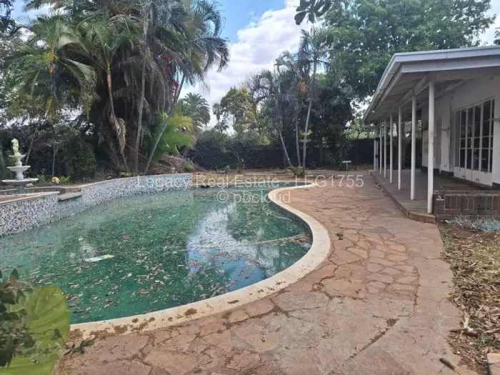4 Bedroom House for Sale in Alexandra Park, Harare