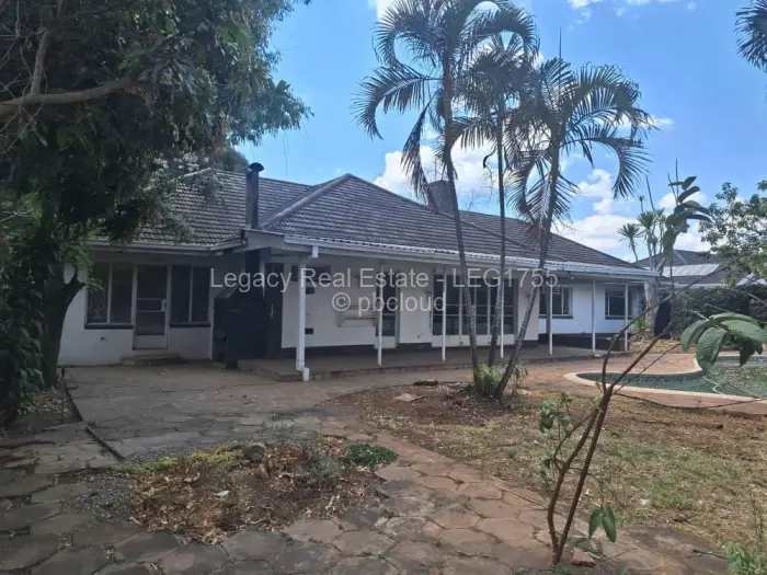 4 Bedroom House for Sale in Alexandra Park, Harare