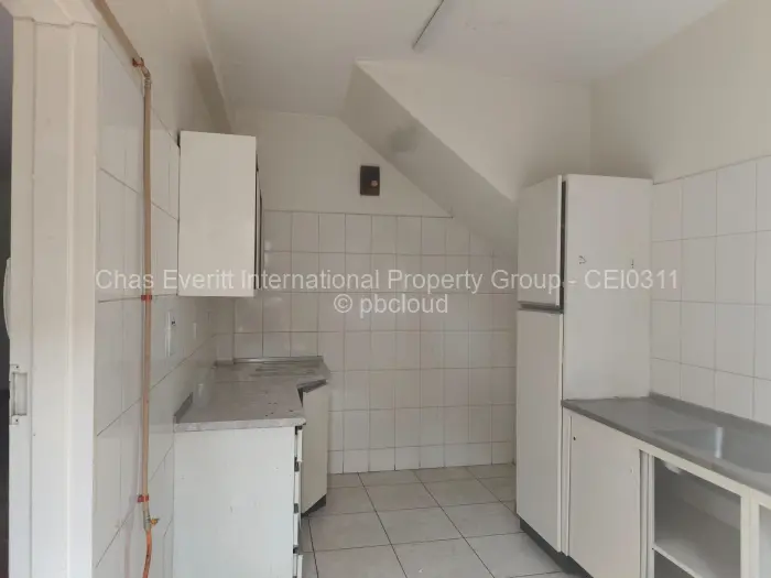 Flat/Apartment to Rent in Avondale