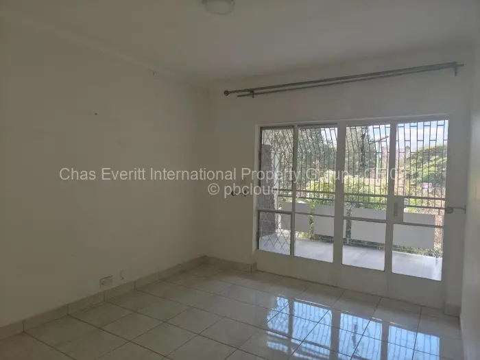Flat/Apartment to Rent in Avondale